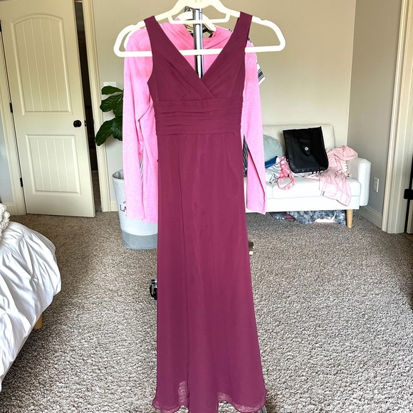 David’s Bridal Chiffon Surplice Tank Junior Bridesmaid Dress - Picture 2 of 7